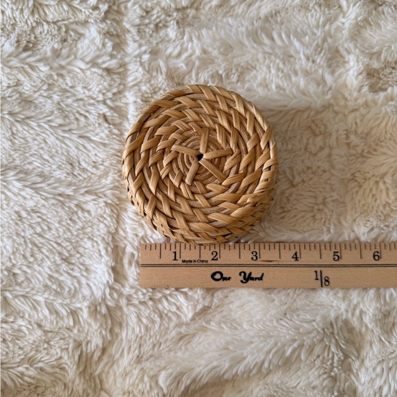 Natural Woven Basket Set Nesting Baskets with Lids - Picture 5 of 7